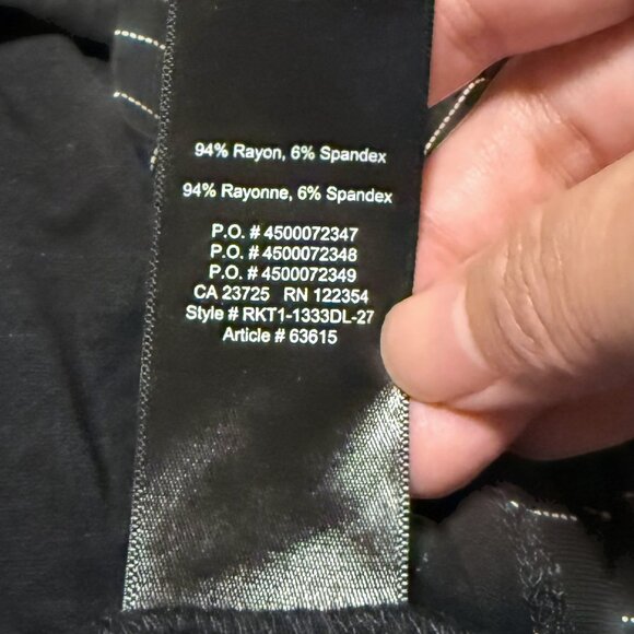 Aritzia Babaton Vince High Neck Sleeveless Top - Picture 8 of 8